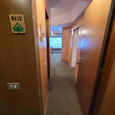 1400